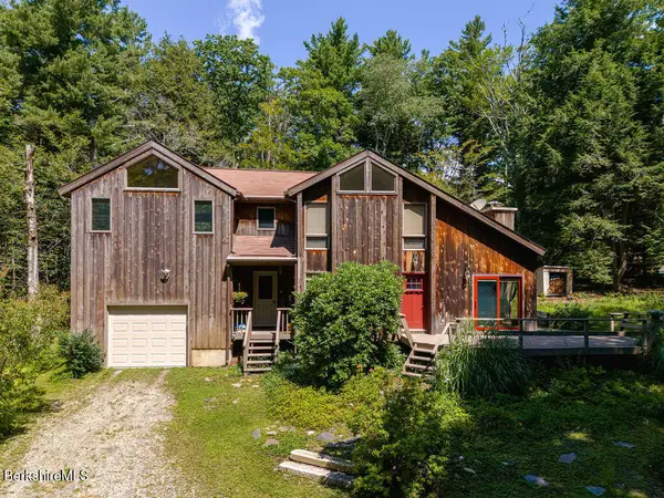 4 Plantain Pond Rd, Mt Washington, MA 01258