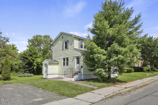 16 South Atlantic Ave, Pittsfield, MA 01201