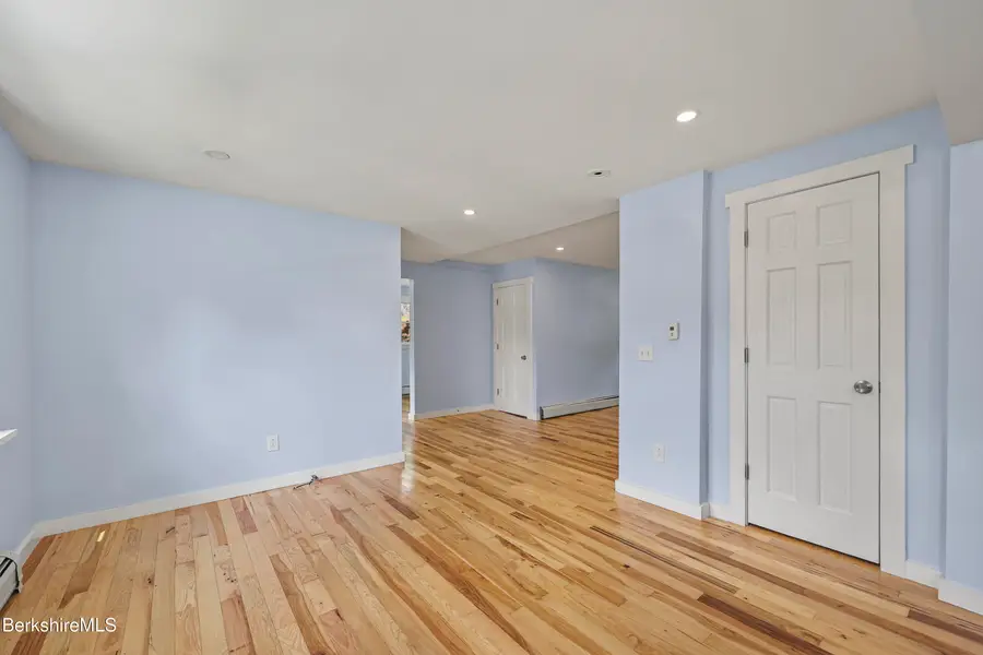 16 South Atlantic Ave, Pittsfield, MA 01201 - #3