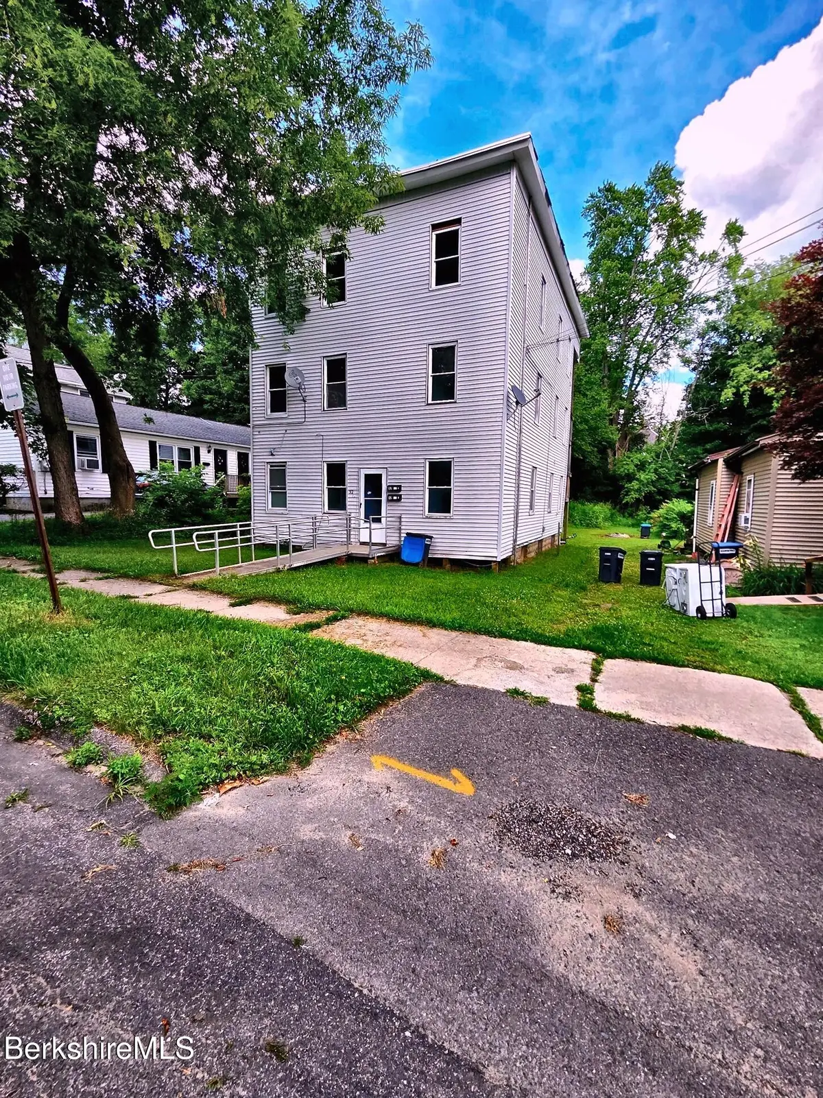 32 Westminster St, Pittsfield, MA 01201 - #1