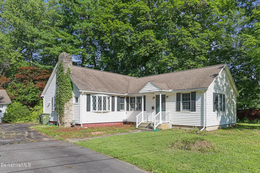 4 Gilmore Ave, Great Barrington, MA 01230 - #2
