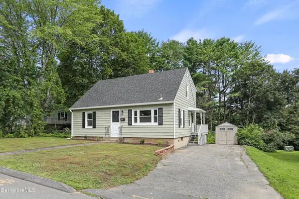140 Cole Ave, Pittsfield, MA 01201