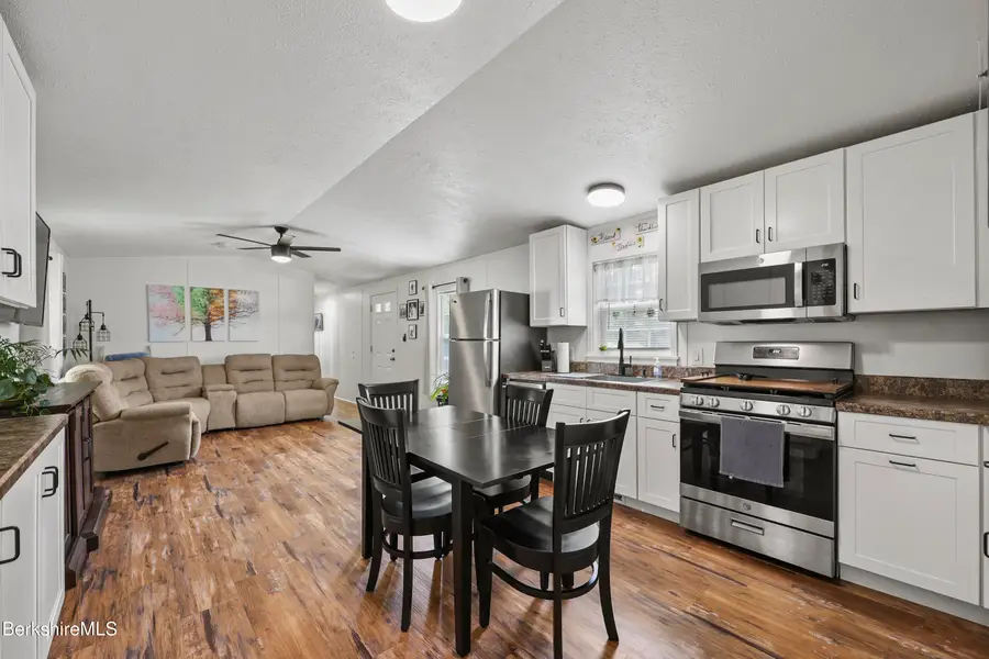 20 Pines Lodge Park Place Place, Williamstown, MA 01267 - #3
