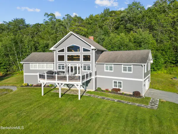 525 Andrea Dr, Stamford, VT 05352