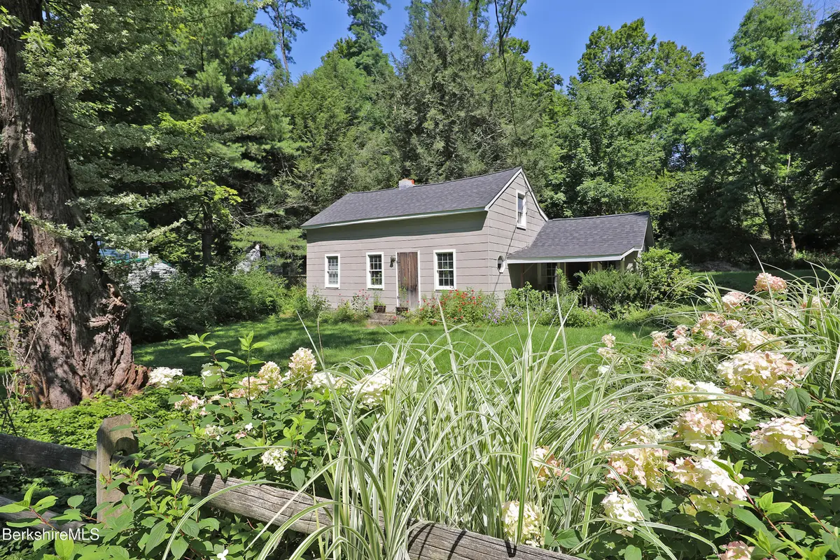221 Old Queechy Rd, Canaan, NY 12029 - #1