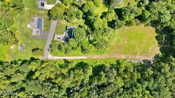 46 Pease Ter, Lee, MA 01238
