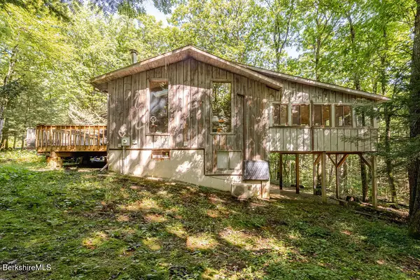 369 Deer Run Rd, Sandisfield, MA 01255