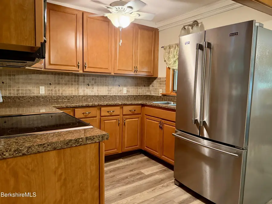 46 Pinehurst Ave, Pittsfield, MA 01201 - #2