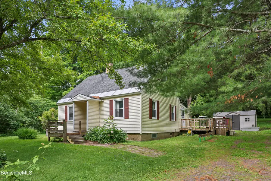 787 Churchill St, Pittsfield, MA 01201 - #3