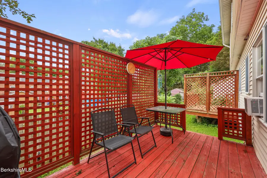14 Clifford St #A5, Pittsfield, MA 01201 - #2