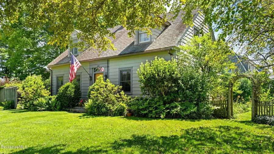 444 Pomeroy Ave, Pittsfield, MA 01201 - #2