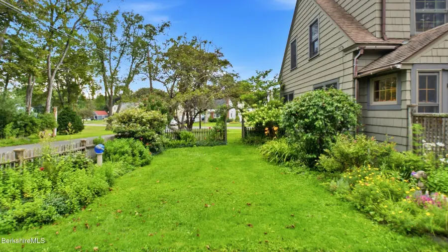 444 Pomeroy Ave, Pittsfield, MA 01201 - #3