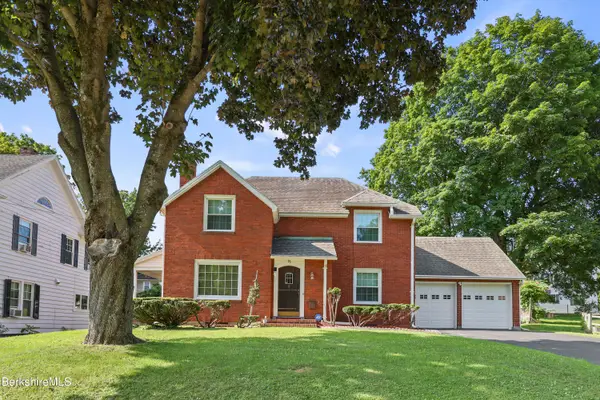 96 East Housatonic St, Pittsfield, MA 01201