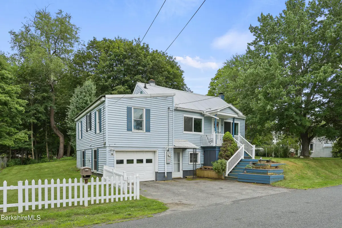 20 White Oaks Rd, Williamstown, MA 01267 - #1