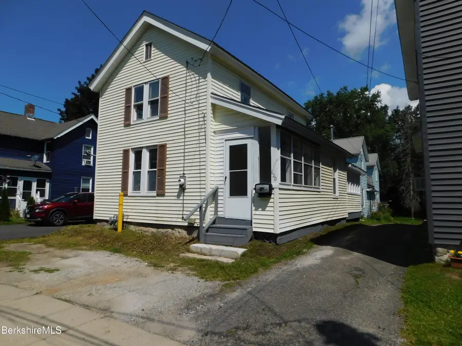 120 Danforth Ave, Pittsfield, MA 01201 - #2