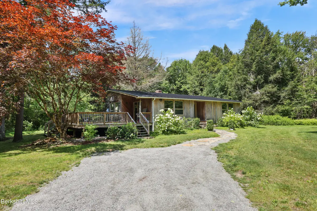 809 Leonhardt Rd, Becket, MA 01223 - #1