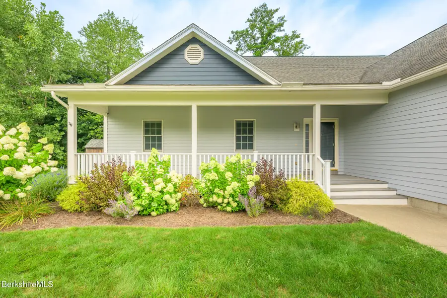 208 Karen Dr, Pittsfield, MA 01201 - #2