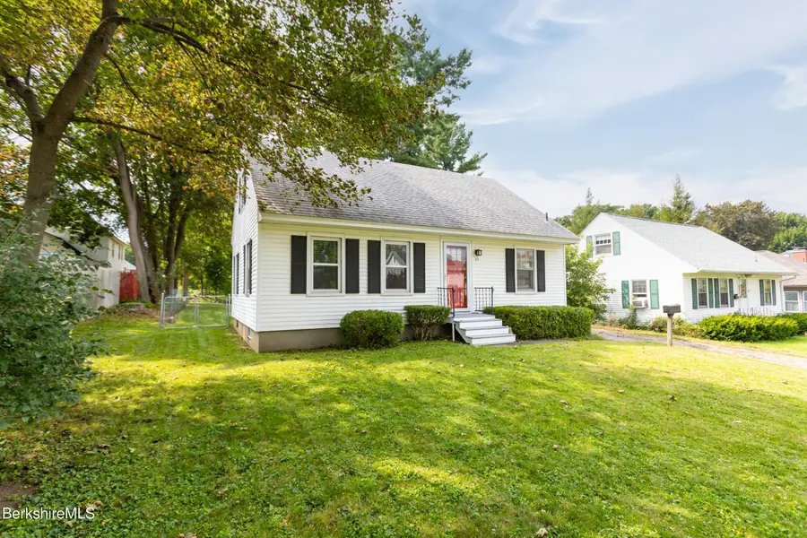 62 Easton Ave, Pittsfield, MA 01201 - #2