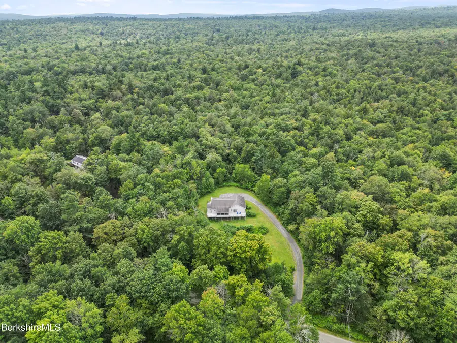 229 Hamilton Rd, Becket, MA 01223 - #3