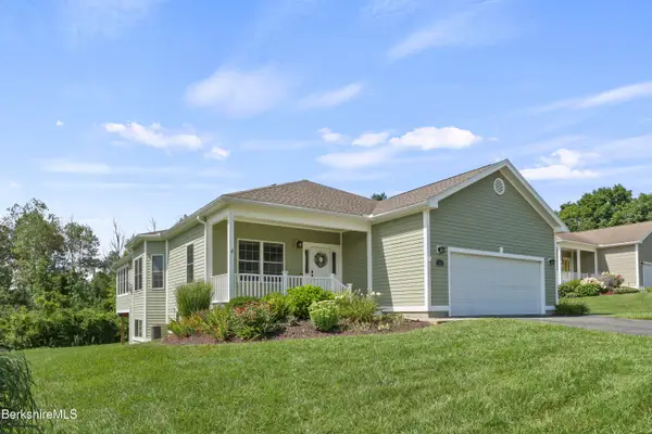 23 Aspen Way, Pittsfield, MA 01201