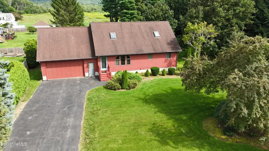149 Longview Ter, Pittsfield, MA 01201 - #2