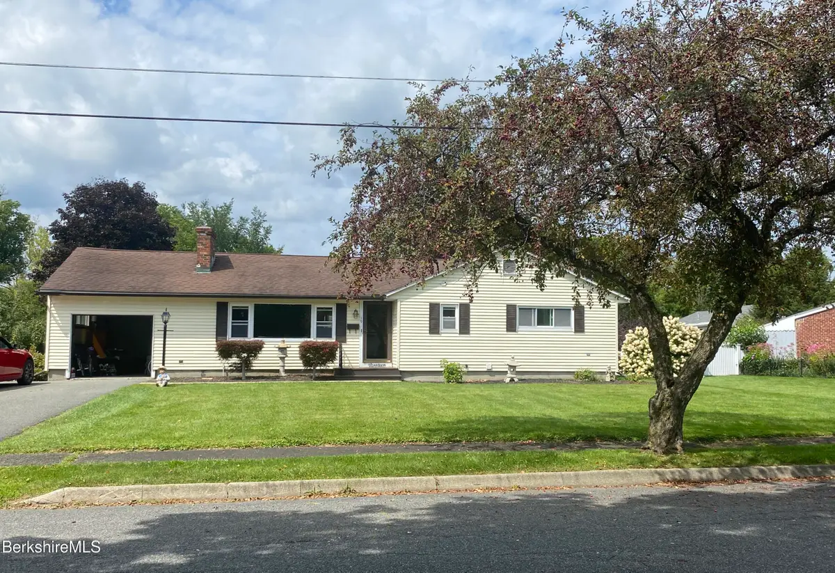 19 Chenaille Ter, North Adams, MA 01247 - #1