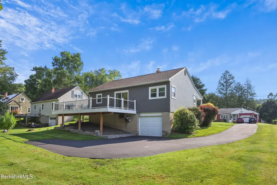 17 Howe Rd, Pittsfield, MA 01201 - #3