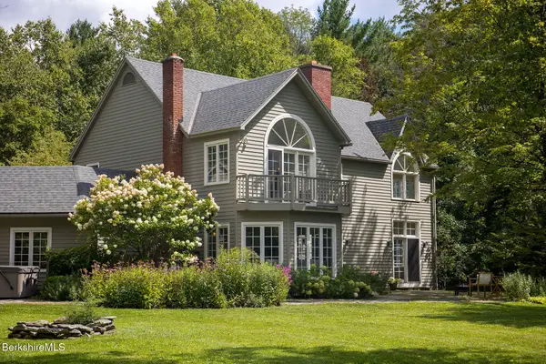 14 Old Tree Farm Rd, Stockbridge, MA 01262