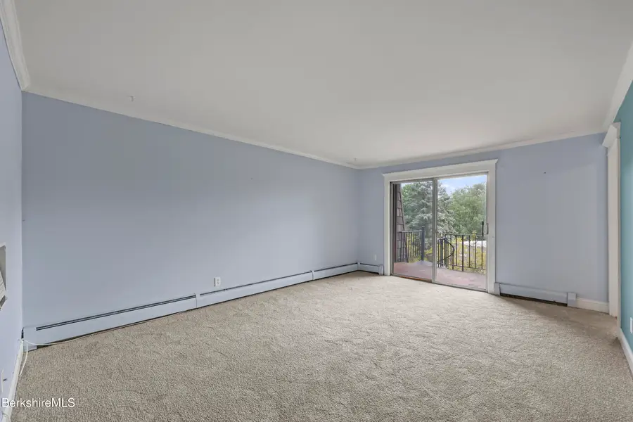 260 Pittsfield Rd #A05, Lenox, MA 01240 - #2