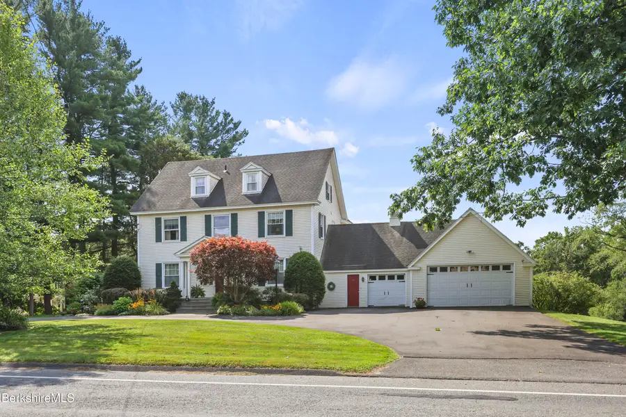 86 Crofut St, Pittsfield, MA 01201 - #3