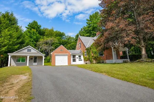 20 Prospect St, Dalton, MA 01226