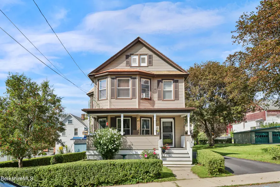 4 Richmond St, Adams, MA 01220 - #2