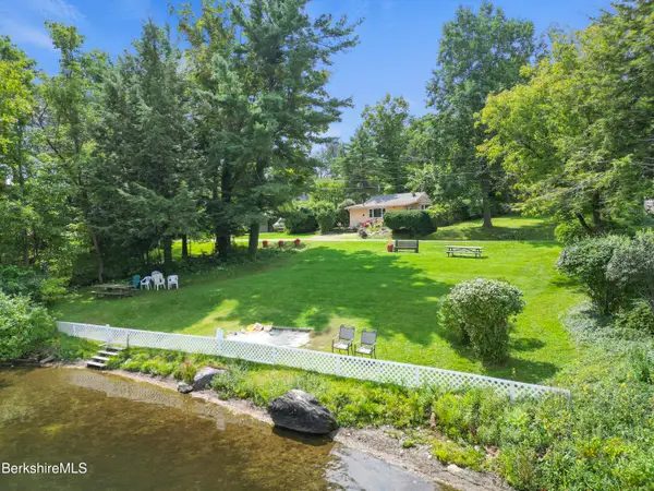 263 Shore Rd, Richmond, MA 01254