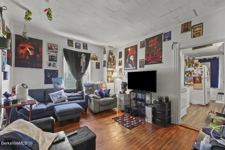 1093-1097 Tyler St, Pittsfield, MA 01201 - #3