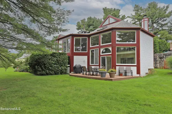 19 Hawthorne Rd #GH 8, Stockbridge, MA 01262