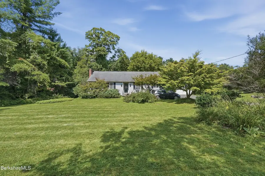 422 Barker Rd, Pittsfield, MA 01201 - #2