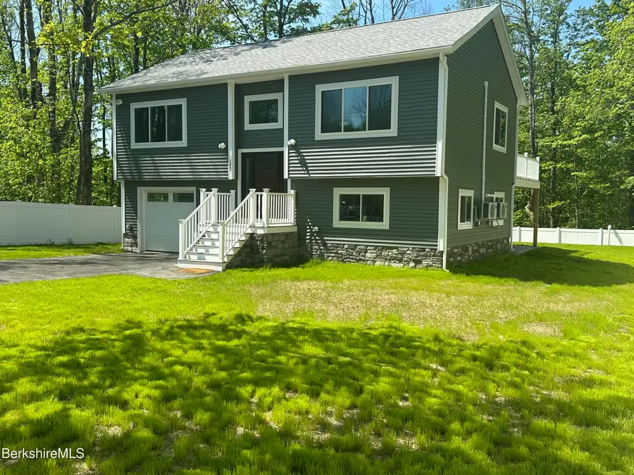 102 Wells Rd, Becket, MA 01223 - #2