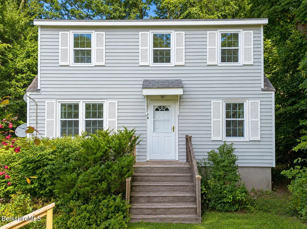 144 Castle Hill Ave, Great Barrington, MA 01230 - #1