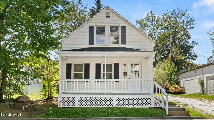 24 Franklin St, Lenox, MA 01240 - #2