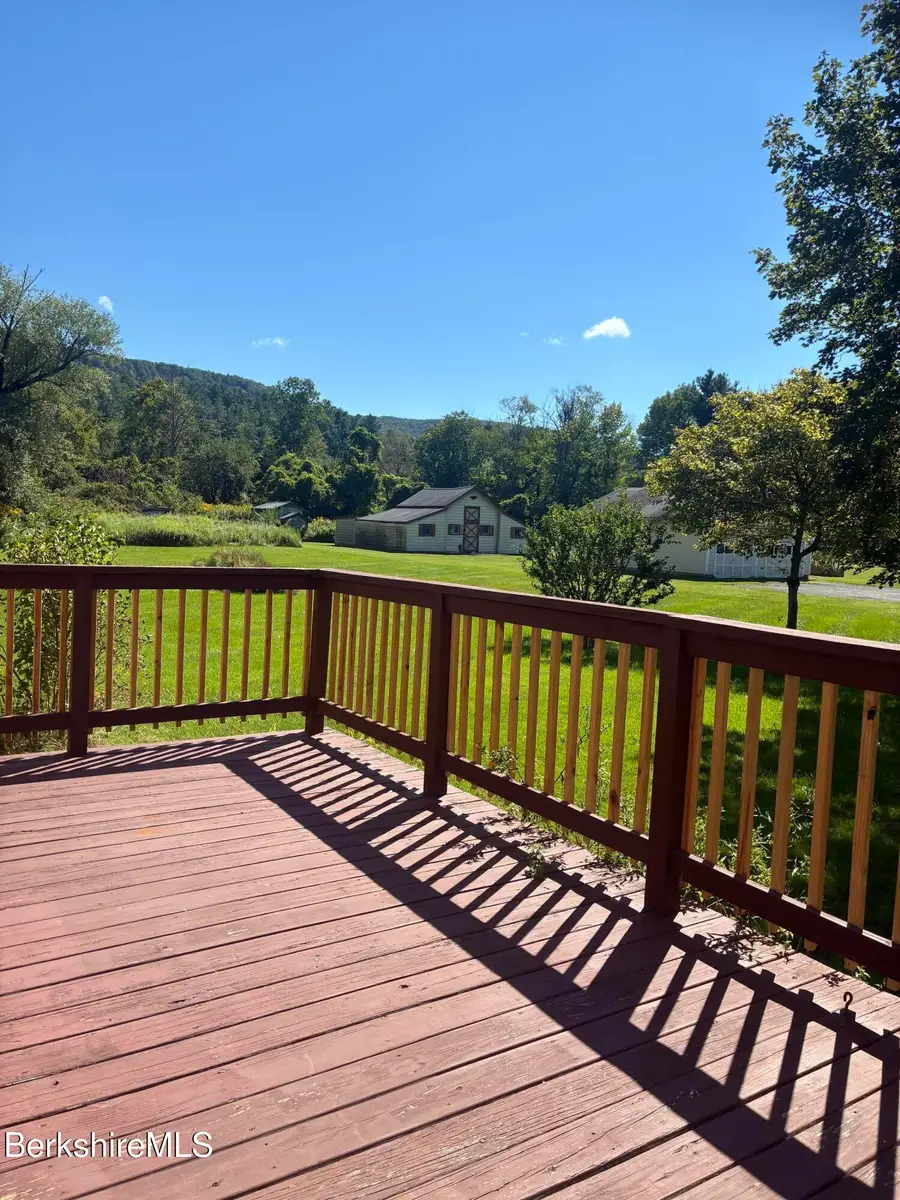 820 Greylock St, Lee, MA 01238 - #3