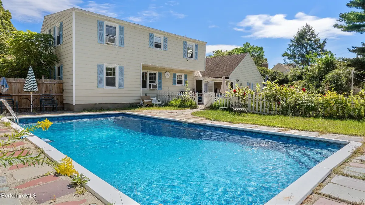 5 Magnolia St, Great Barrington, MA 01230 - #1