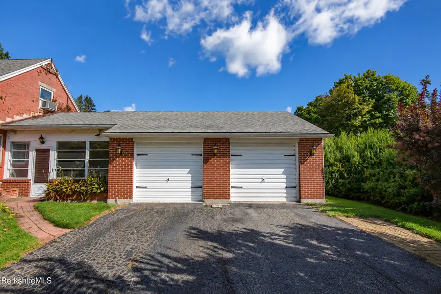 5 Whitman St, Pittsfield, MA 01201 - #2