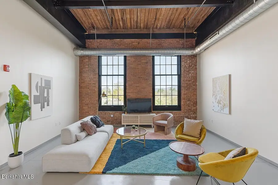 160 Water St #411, Williamstown, MA 01267 - #3