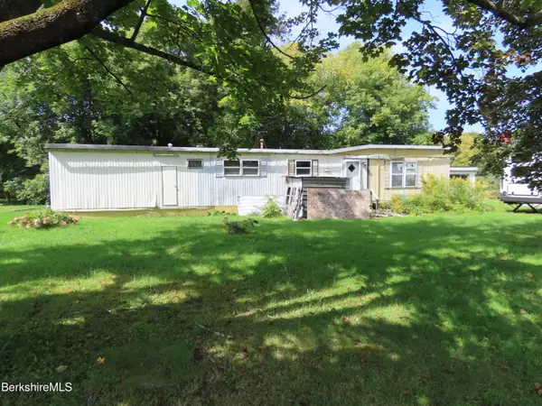 7-17-25 Railroad St, Cheshire, MA 01225