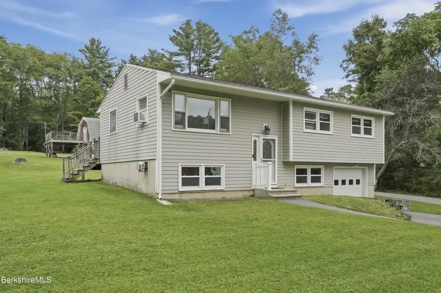 332 Hancock Rd, Pittsfield, MA 01201 - #3