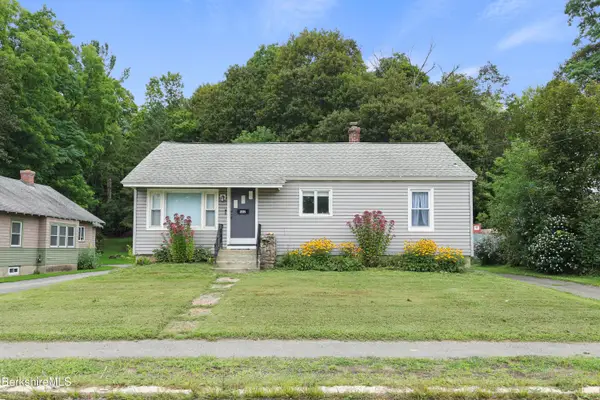 582 West Housatonic St, Pittsfield, MA 01201