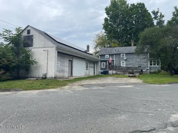 19 Bel Air Ave, Pittsfield, MA 01201