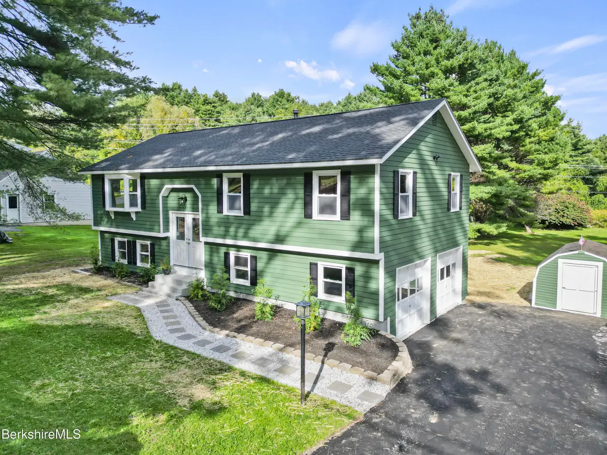 306 Partridge Rd, Pittsfield, MA 01201 - #1
