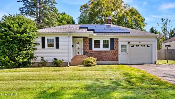 84 Lillian St, Pittsfield, MA 01201