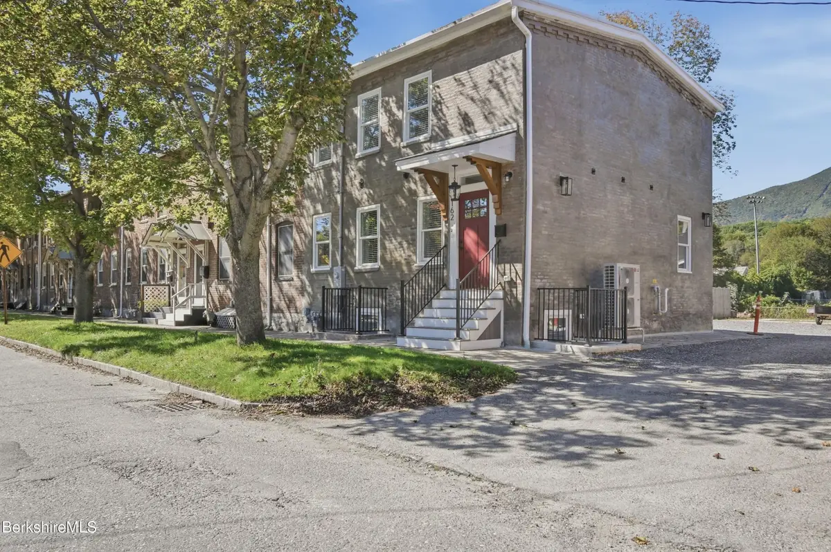 162 Columbia St, Adams, MA 01220 - #1